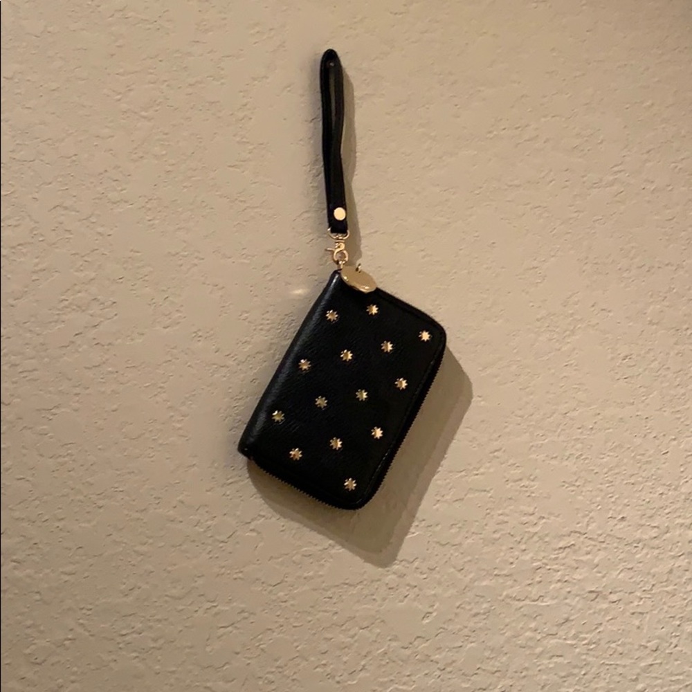 Black gold wristlist